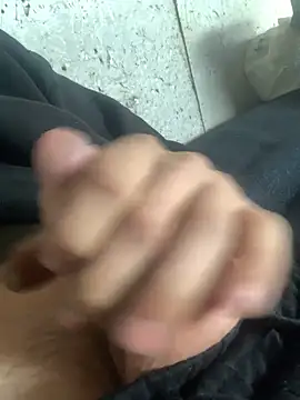 Snapshot of Boysex227 chatting on 10.18.25 Boysex227 online show from 10.18.25