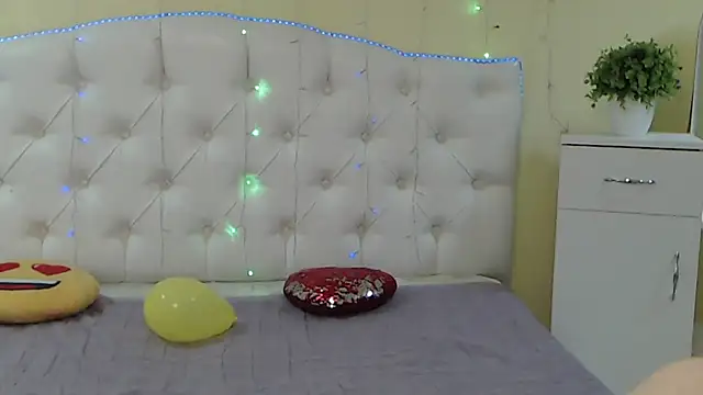 TinaRedly online show from 01.20.25