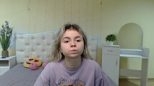 TinaRedly online show from 01.22.25