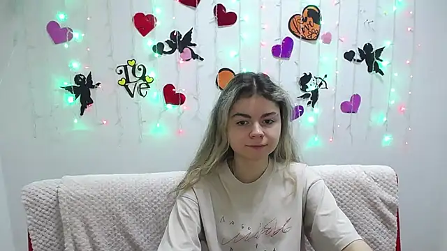 TinaRedly online show from 01.31.25