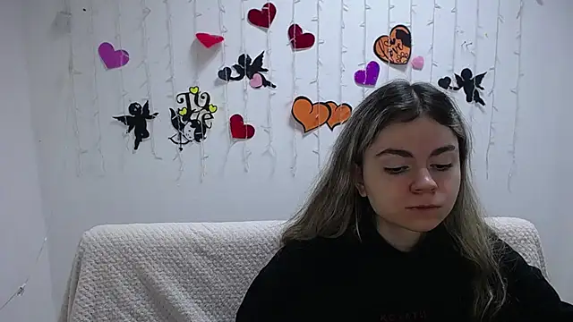 TinaRedly online show from 02.11.25