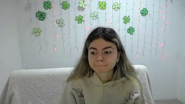 TinaRedly online show from 03.16.25