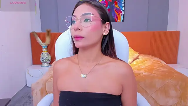 amira cute2 online show from 02.25.25