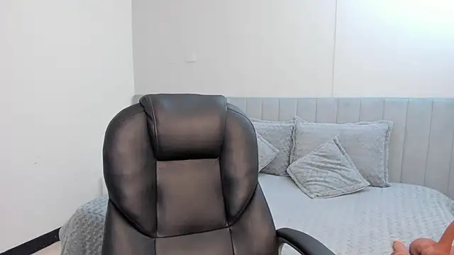 amira cute2 online show from 03.19.25