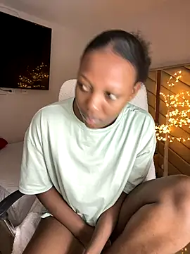 kellya  online show from 11.14.25