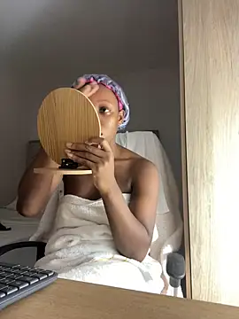 kellya  online show from 12.03.25