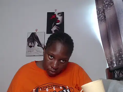 Whimsicalwillow online show from 10.31.25