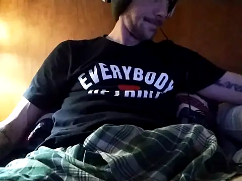 Snapshot of elmerfuddin87 chatting on 02.05.26 elmerfuddin87 online show from 02.05.26