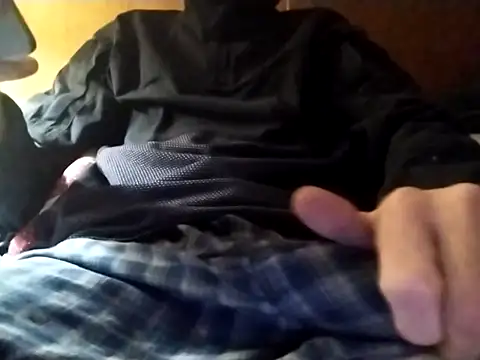 Snapshot of elmerfuddin87 chatting on 03.06.26 elmerfuddin87 online show from 03.06.26