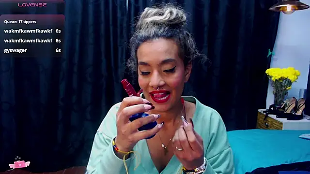 megan collins96 online show from 12.31.24