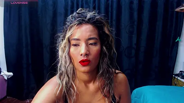 megan collins96 online show from 01.22.25