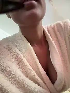 megan collins96 online show from 06.16.26