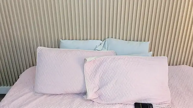 charlottebrowns  online show from 01.09.26