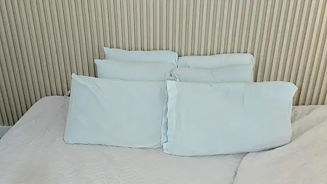 charlottebrowns  online show from 05.17.26