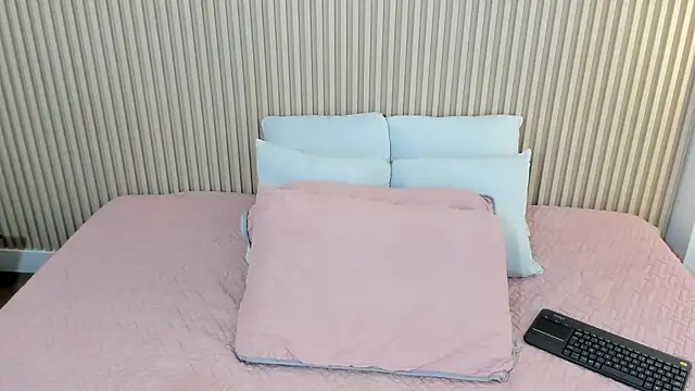 charlottebrowns  online show from 07.17.26