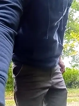 Snapshot of maleesa chatting on 09.17.25 maleesa online show from 09.17.25