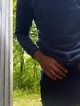 Snapshot of maleesa chatting on 09.26.25 maleesa online show from 09.26.25