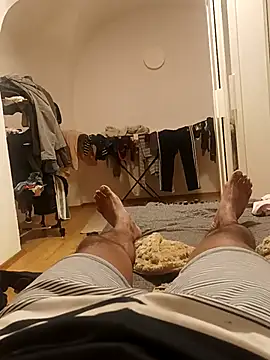 Snapshot of maleesa chatting on 10.08.25 maleesa online show from 10.08.25