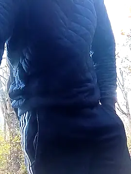 Snapshot of maleesa chatting on 10.29.25 maleesa online show from 10.29.25