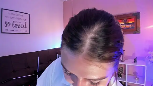 Snapshot of ArianaBaker chatting on 02.10.25 ArianaBaker online show from 02.10.25