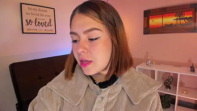 Snapshot of ArianaBaker chatting on 03.02.25 ArianaBaker online show from 03.02.25