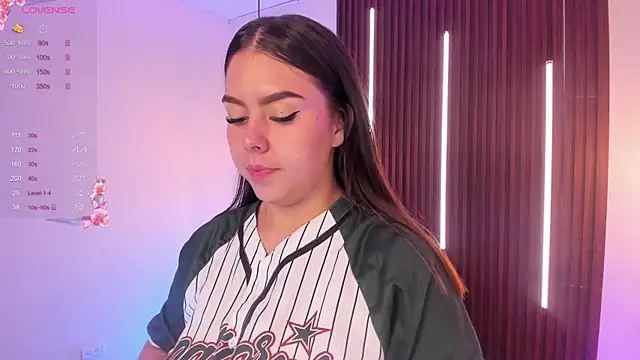 ArianaBaker online show from 05.13.26