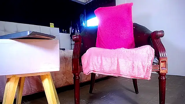 Snapshot of bellatrixx_69 chatting on 09.09.25 bellatrixx 69 online show from 09.09.25