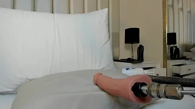 Snapshot of samantaramoos chatting on 11.06.25 samantaramoos online show from 11.06.25