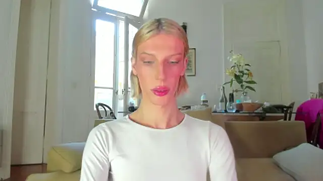 AliceSnowCatt online show from 12.16.25