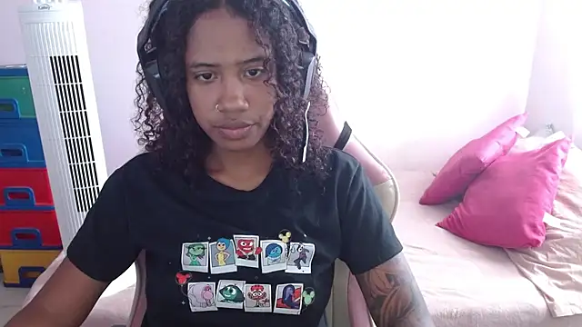 TiffanyRoouse online show from 01.28.25