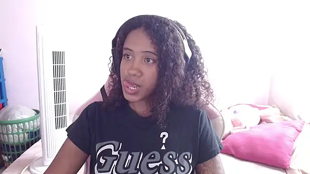 TiffanyRoouse online show from 03.22.25