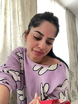  adelle online show from 02.22.26