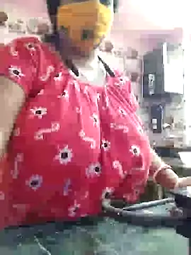 Snapshot of Kayra_34 chatting on 01.31.25 Kayra 34 online show from 01.31.25