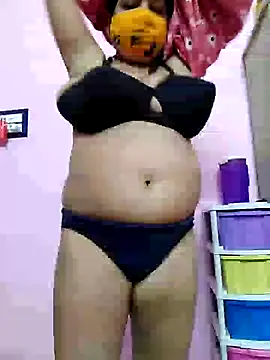 Snapshot of Kayra_34 chatting on 02.01.25 Kayra 34 online show from 02.01.25