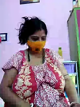 Snapshot of Kayra_34 chatting on 02.08.25 Kayra 34 online show from 02.08.25