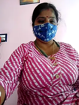 Snapshot of Kayra_34 chatting on 03.10.25 Kayra 34 online show from 03.10.25