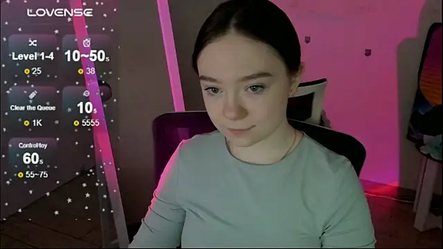 Snapshot of Florence_meow chatting on 12.19.25 Florence meow online show from 12.19.25