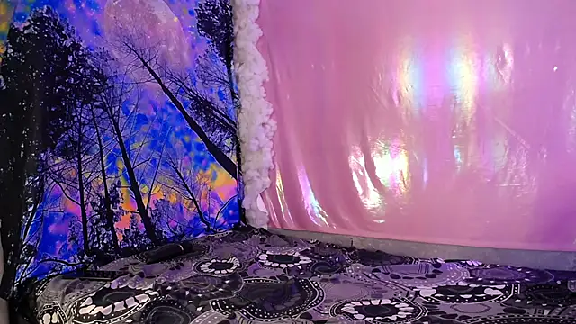 Snapshot of lilit_kyteler chatting on 12.04.25 lilit kyteler online show from 12.04.25