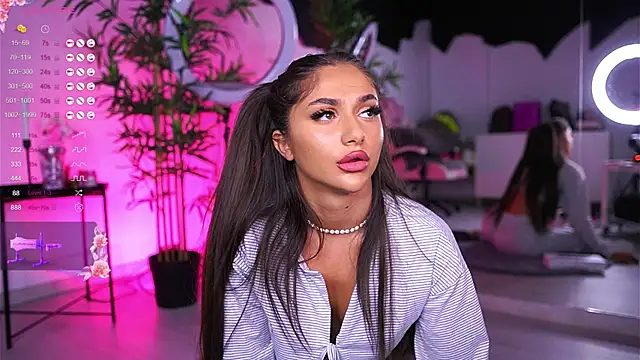 VanessaSimon online show from 01.28.25