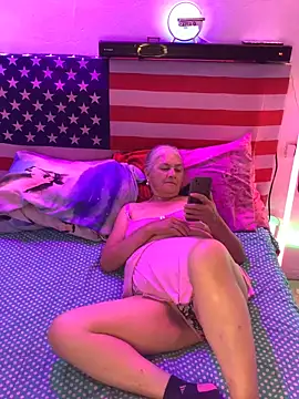 Grandma Mature23 online show from 03.20.25