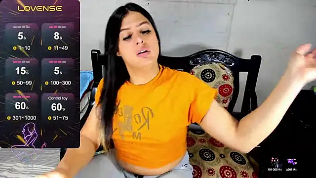 Snapshot of blonde_girl01 chatting on 02.27.25 blonde girl01 online show from 02.27.25