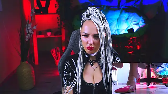 MonicaMaxwel online show from 02.10.25