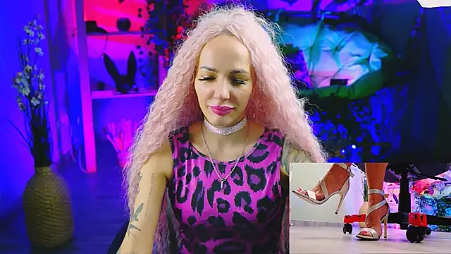 MonicaMaxwel online show from 03.21.25