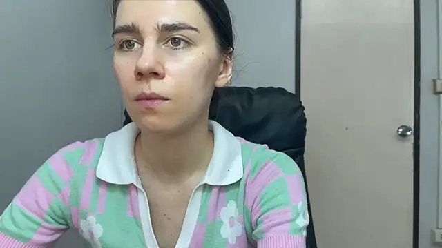 Snapshot of SassyJessi chatting on 05.25.26 SassyJessi online show from 05.25.26