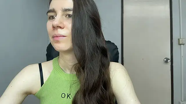Snapshot of SassyJessi chatting on 05.28.26 SassyJessi online show from 05.28.26