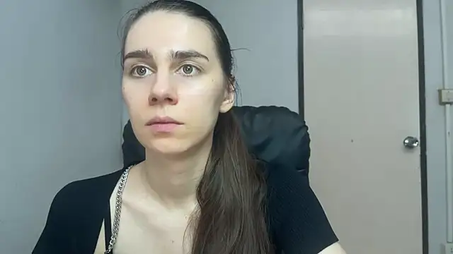 Snapshot of SassyJessi chatting on 06.18.26 SassyJessi online show from 06.18.26
