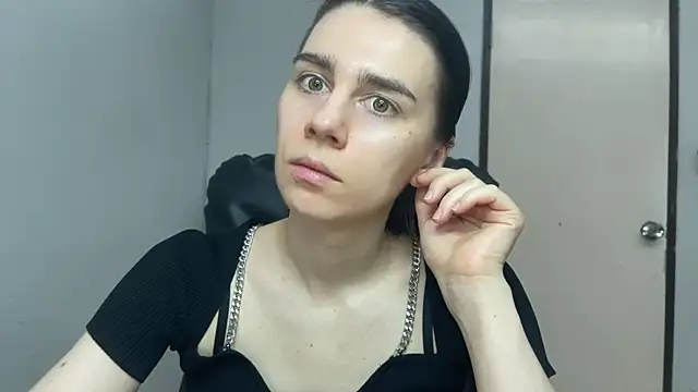 Snapshot of SassyJessi chatting on 07.19.26 SassyJessi online show from 07.19.26