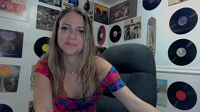 molly witha chance online show from 01.22.25