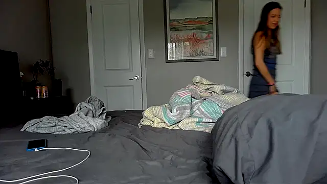 molly witha chance online show from 10.02.25