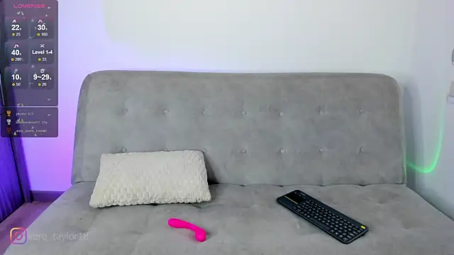 Snapshot of veronica_taylor1 chatting on 02.13.25 veronica taylor1 online show from 02.13.25